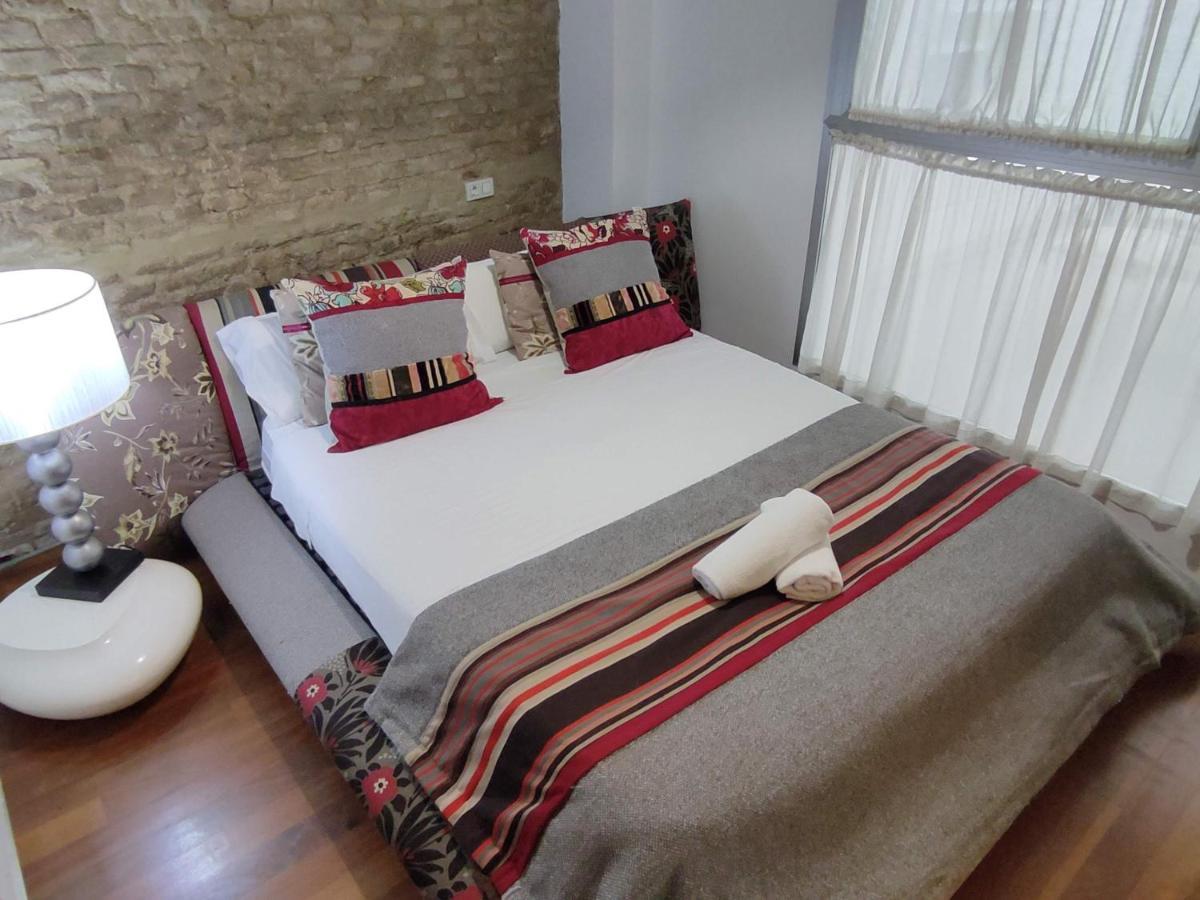 Apartamento Un Jardin En La Alfalfa - Kainga Homes Sevilla Exteriör bild